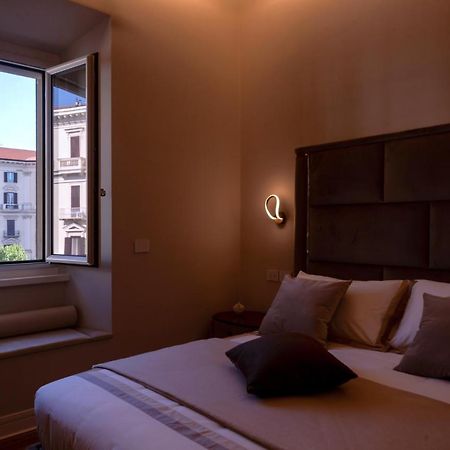 Domina-Boutique Apartment Napoli Esterno foto