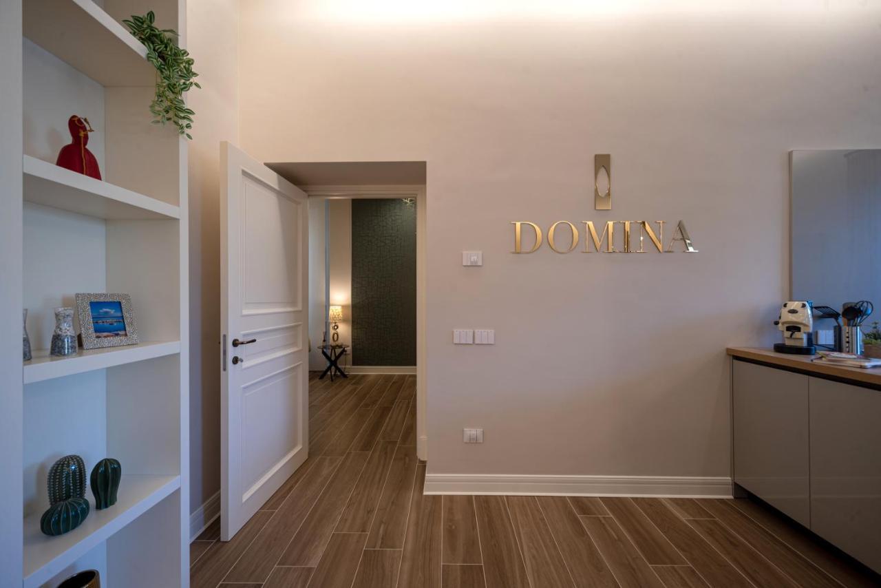 Domina-Boutique Apartment Napoli Esterno foto